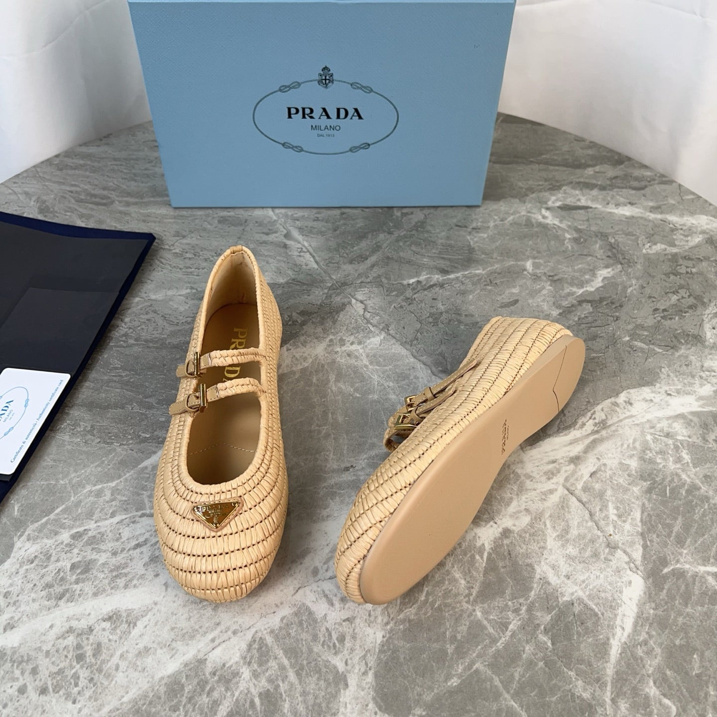 PRADA 25S BALLET FLAT IN NATURAL RAFFIA AND CALFSKIN