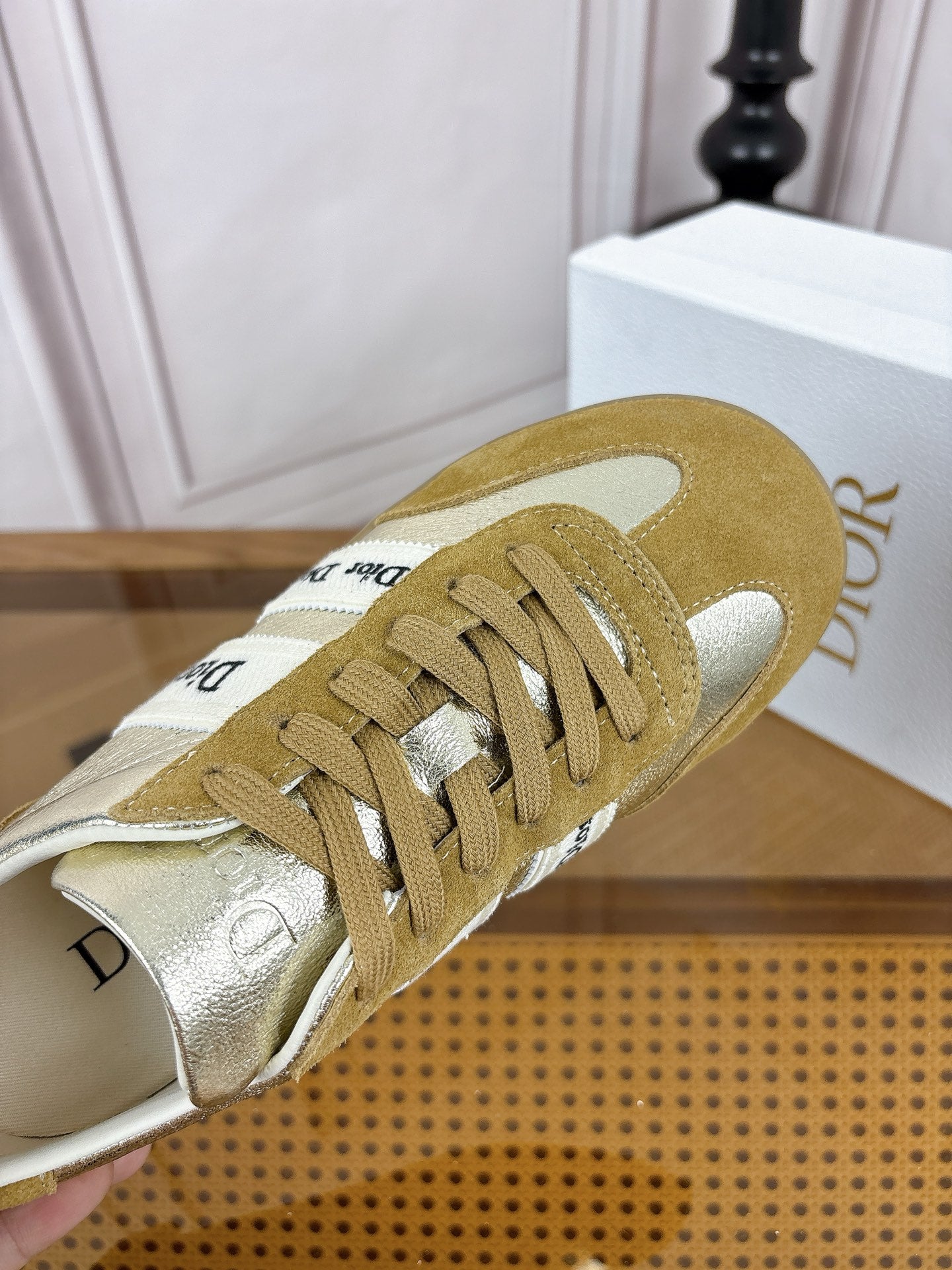 DIOR 26S SNEAKERS IN OLIVE BROWN SUEDE AND SILVER METALLIC CALFSKIN