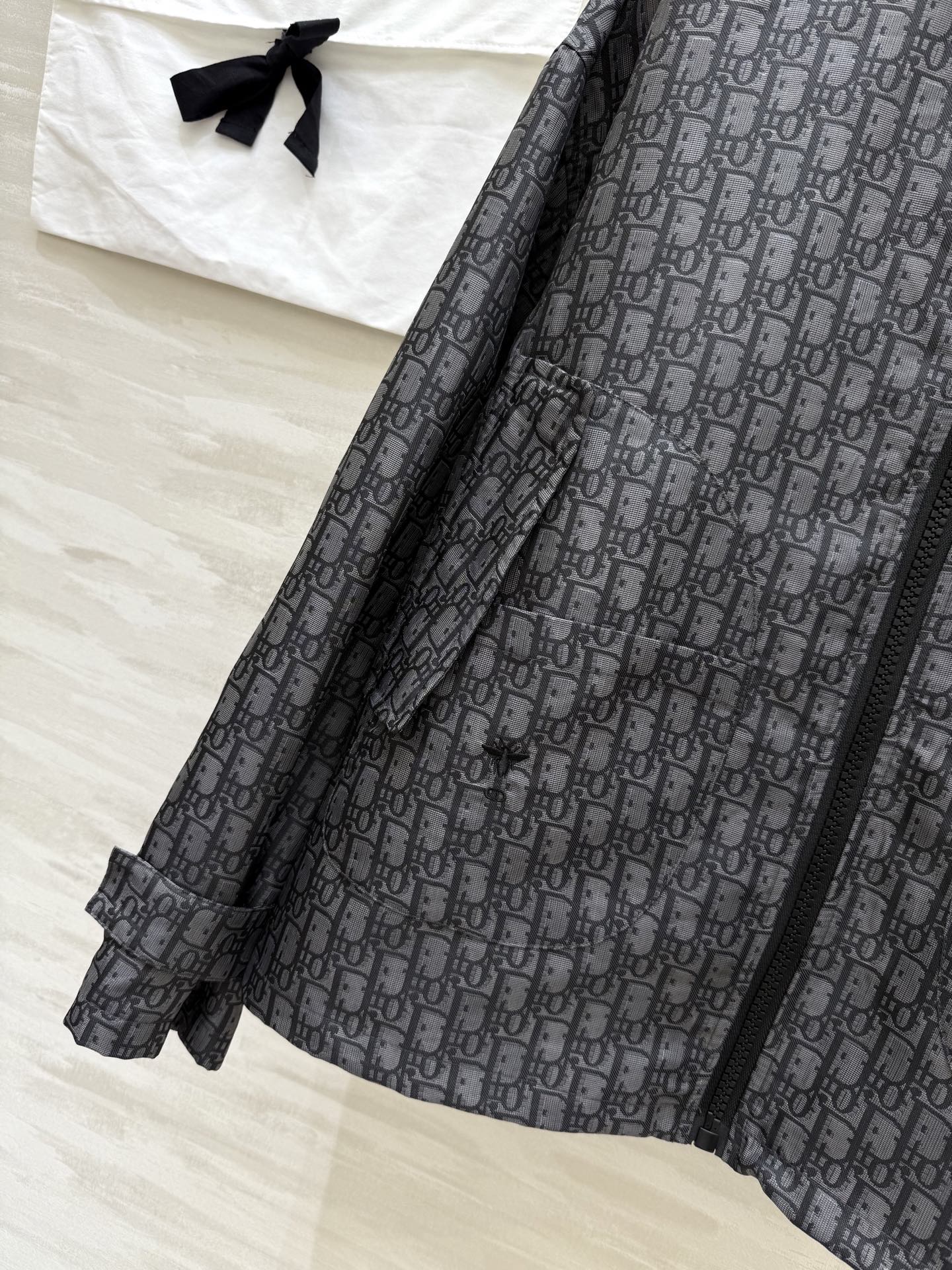 DIOR 25S HOODED JACKET STYLE 048