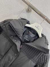 MONCLER 25S DOWN JACKET 236