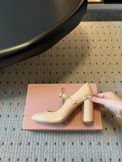GIANVITO ROSSI 26S MARY JANE HEELS 85 MM IN BEIGE PATENT CALFSKIN