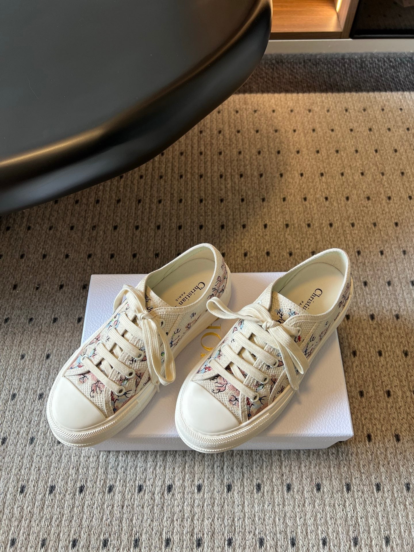 DIOR 26S LOW-TOP SNEAKER 50MM IN BEIGE EMBROIDERED CANVAS