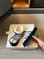 PRADA 26S WOVEN MULES IN IVORY WOOL AND BLACK SUEDE