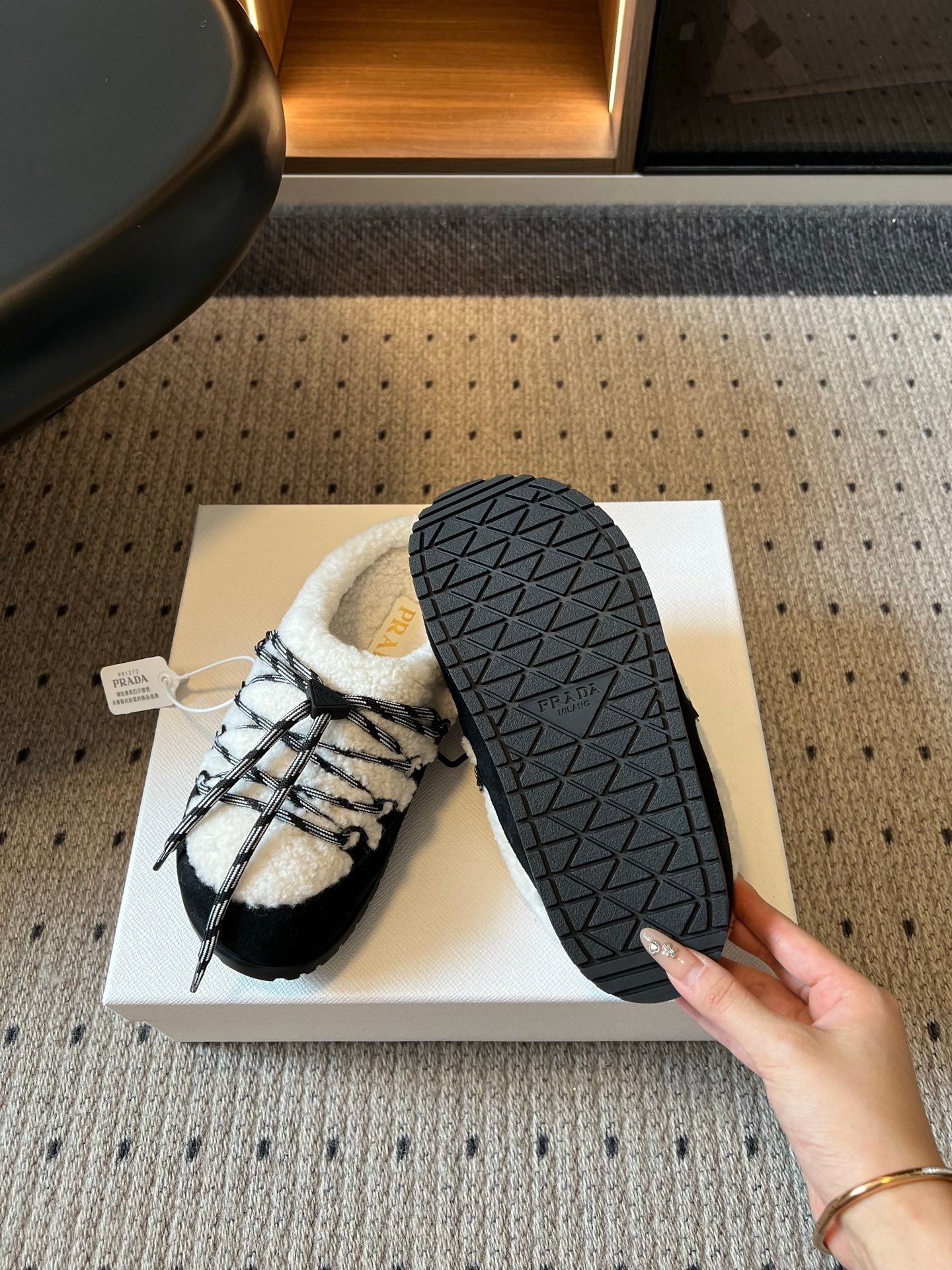 PRADA 26S WOVEN MULES IN IVORY WOOL AND BLACK SUEDE
