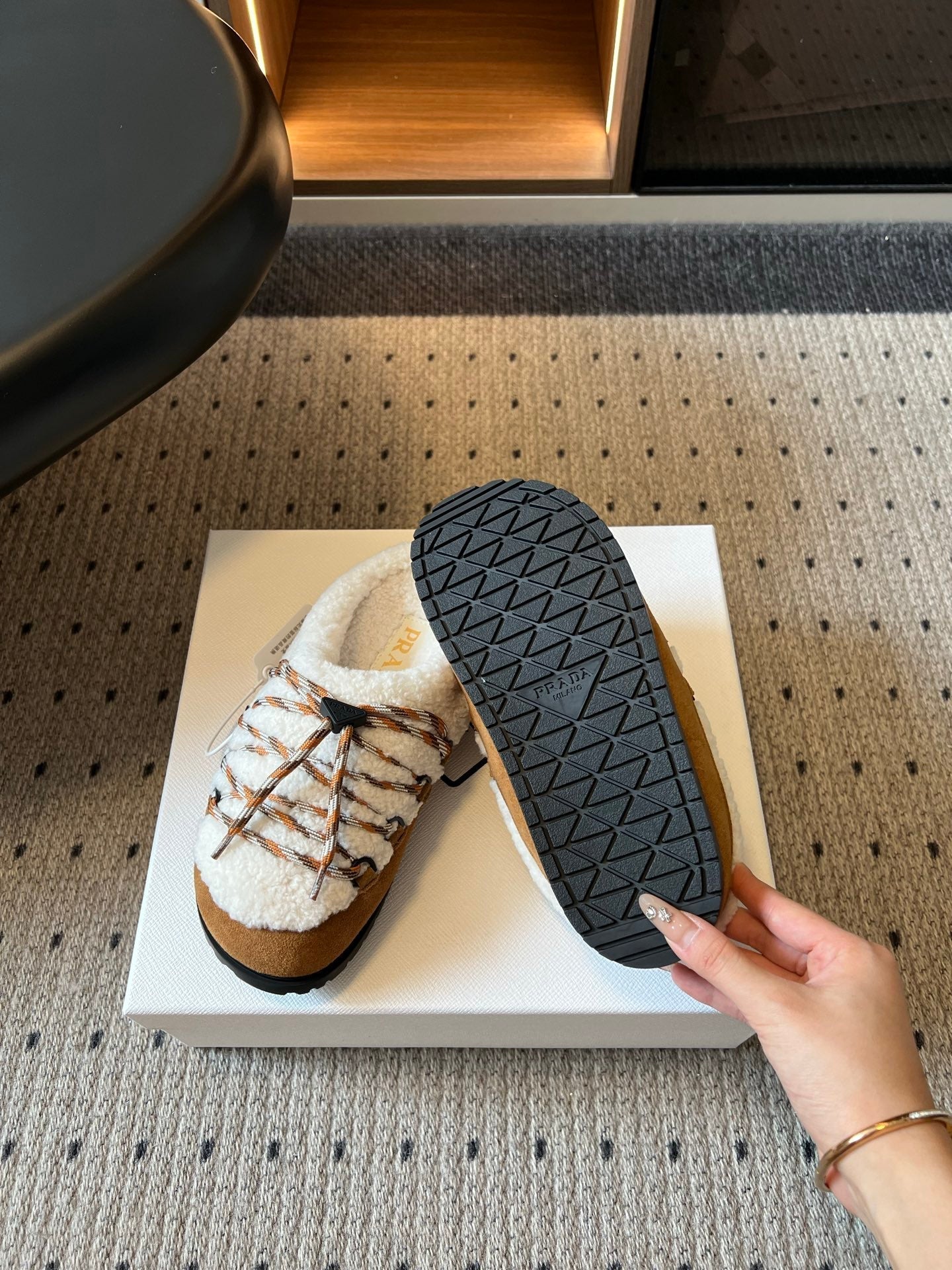 PRADA 26S WOVEN MULES IN IVORY WOOL AND BROWN SUEDE