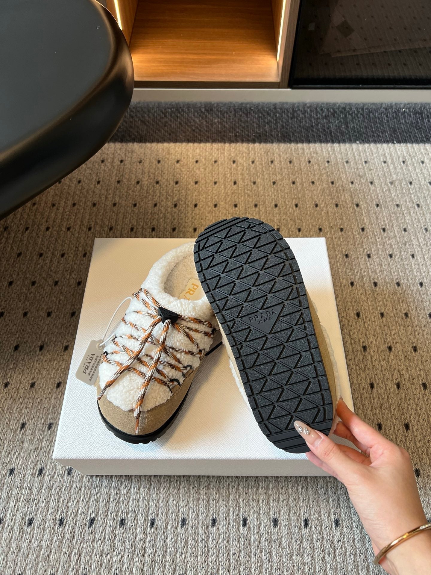 PRADA 26S WOVEN MULES IN IVORY WOOL AND BEIGE SUEDE