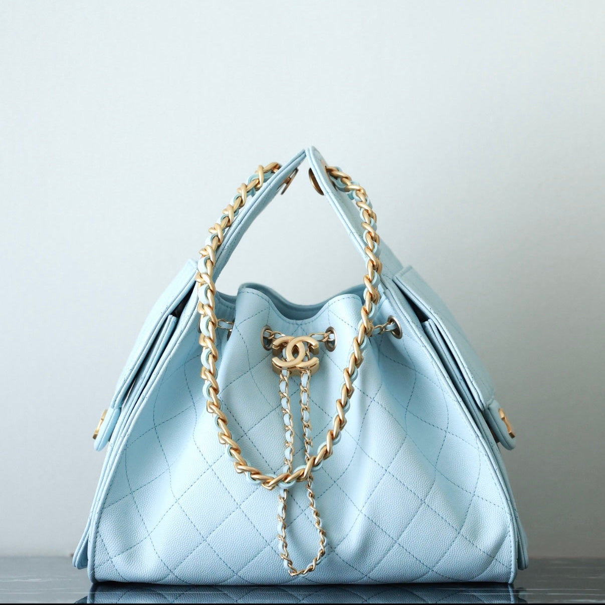 CHANEL 25S HOBO BAG 30 CM IN PASTEL BLUE LAMBSKIN WITH GOLD HARDWARE