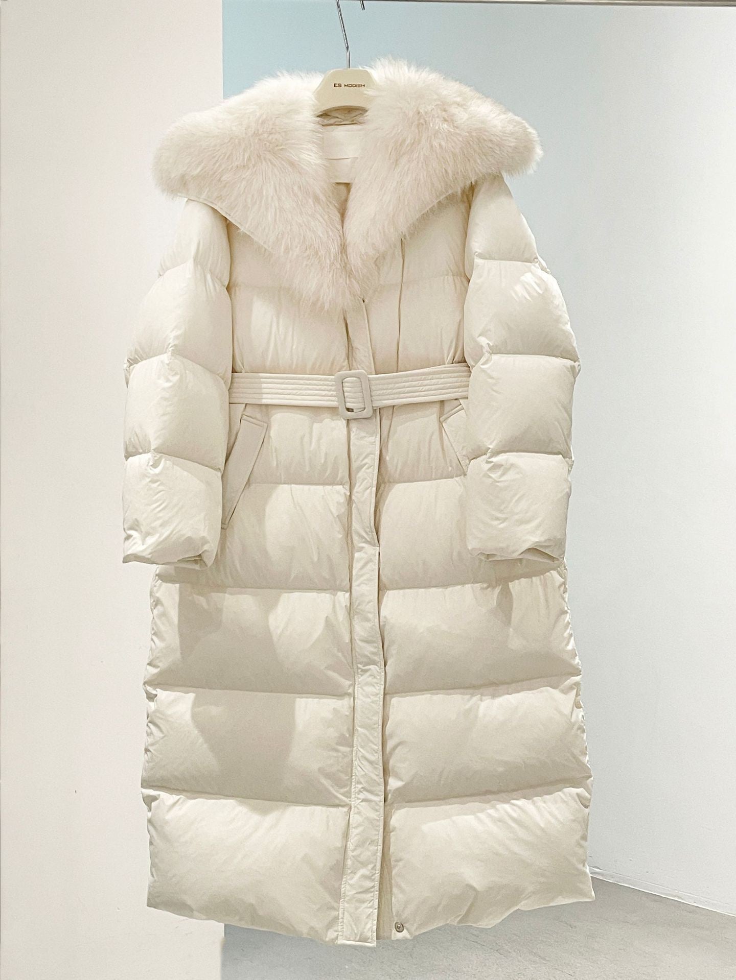 MAX MARA 25S FOX FUR COLLAR DOWN JACKET 179