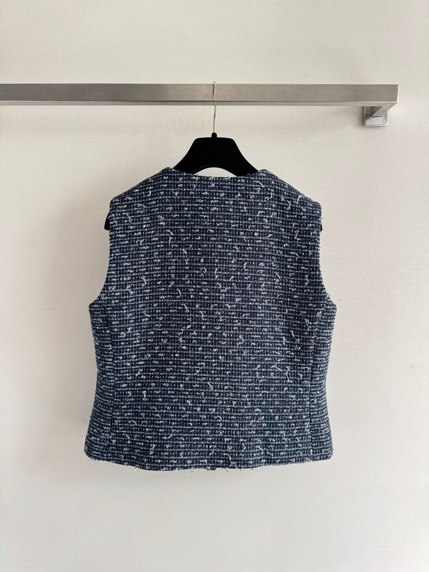 CHANEL 26S TWEED VEST 1715