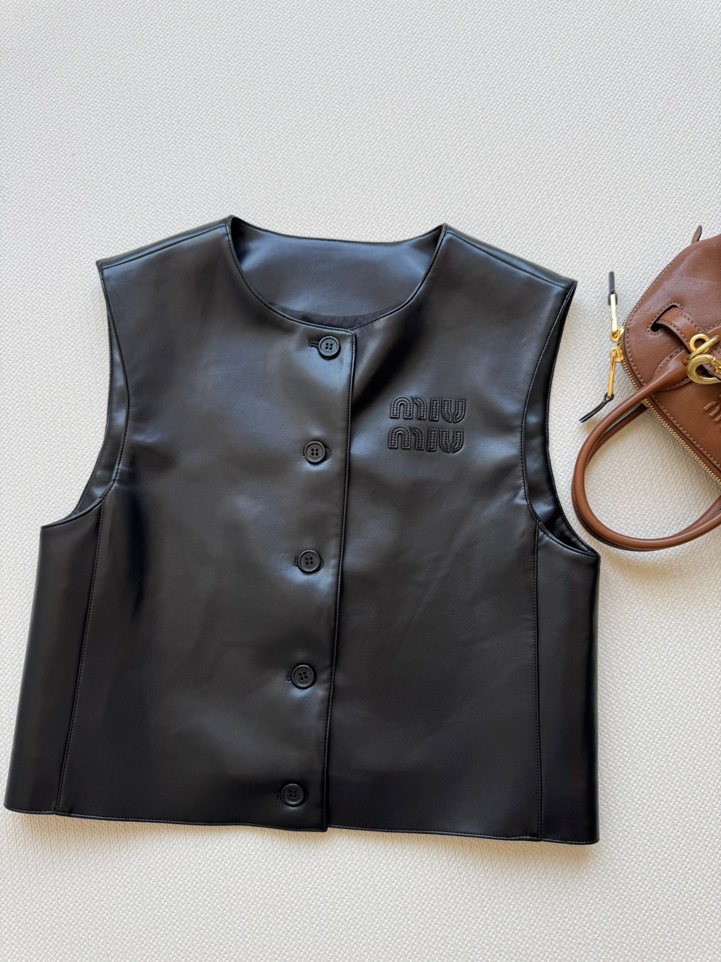 MIUMIU LEATHER VEST STYLE 726