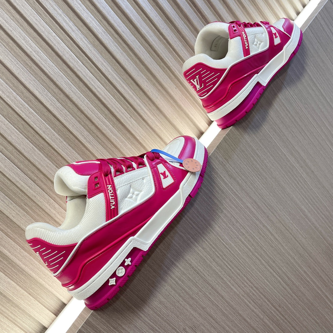 LV 26S LOW TOP SNEAKERS IN WHITE AND HOT PINK CALFSKIN WITH MONOGRAM SOLE DETAIL