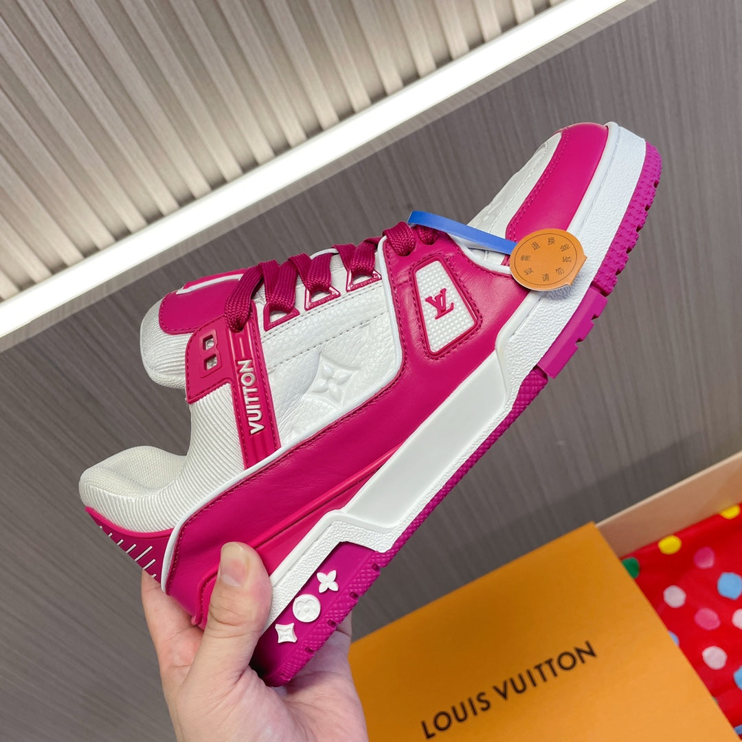 LV 26S LOW TOP SNEAKERS IN WHITE AND HOT PINK CALFSKIN WITH MONOGRAM SOLE DETAIL