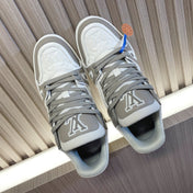 LV 26S LOW TOP SNEAKERS IN WHITE AND GREY CALFSKIN WITH MONOGRAM SOLE DETAIL
