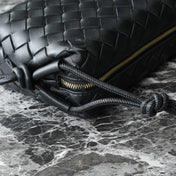 BV MINI LOOP 17CM BLACK CALFSKIN