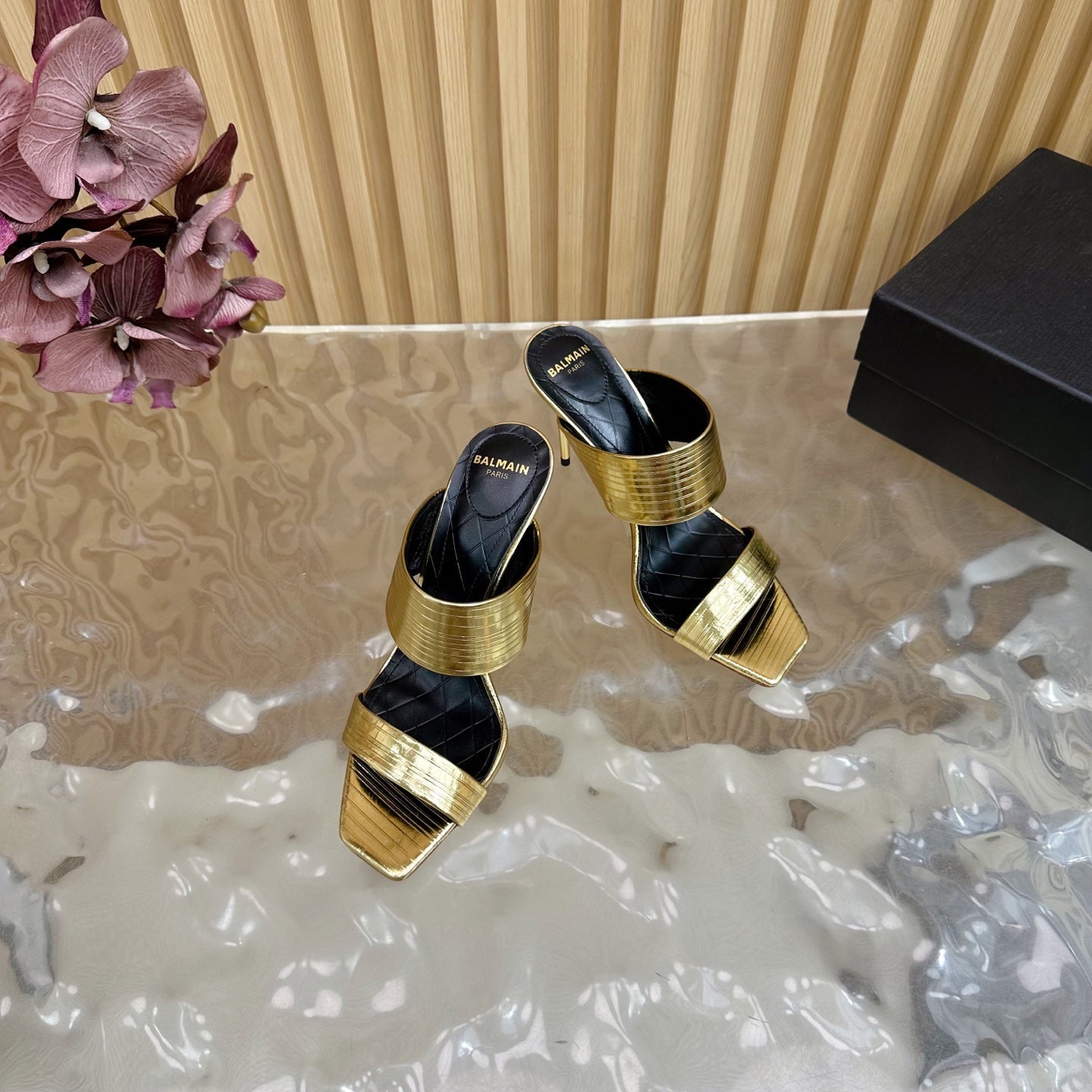BALMAIN 25S MULES IN STRIPED LEATHER 95MM IN GOLD CALFSKIN