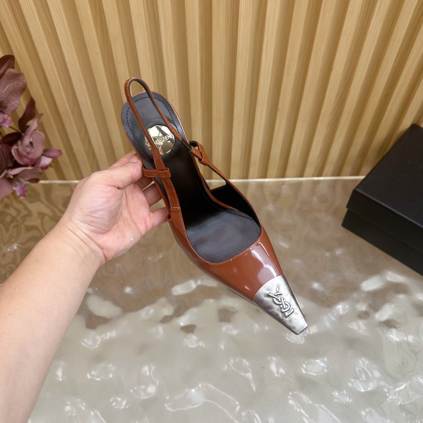 YSL 25S HIGH-HEEL SLINGBACKS 105 MM IN REDWOOD BROWN LAMBSKIN AND SILVER HARDWARE