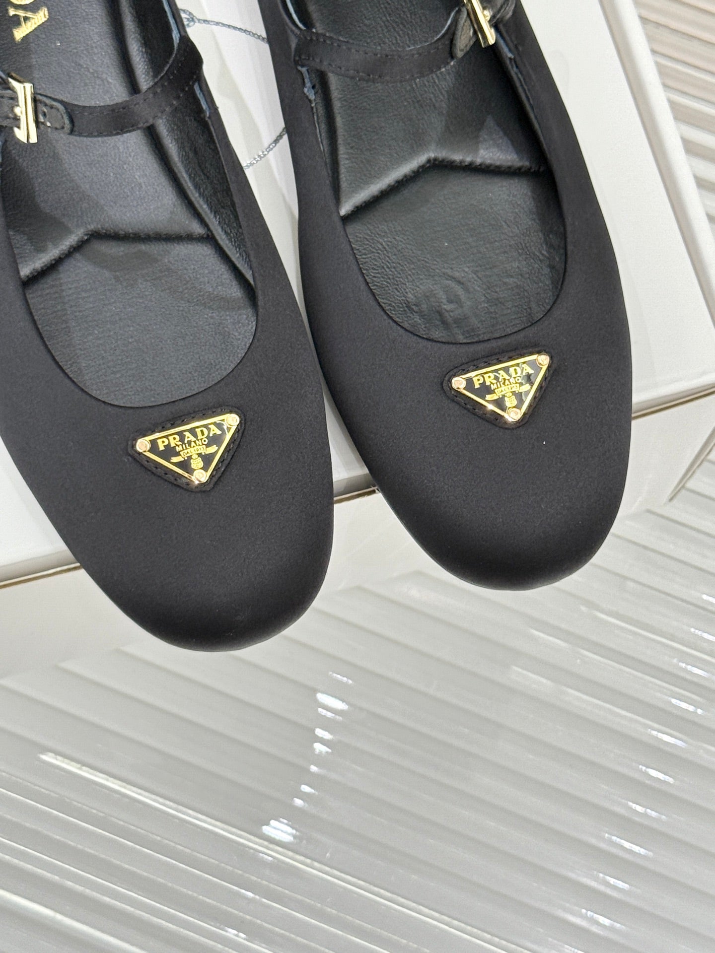PRADA 25S BALLERINAS IN BLACK SATIN