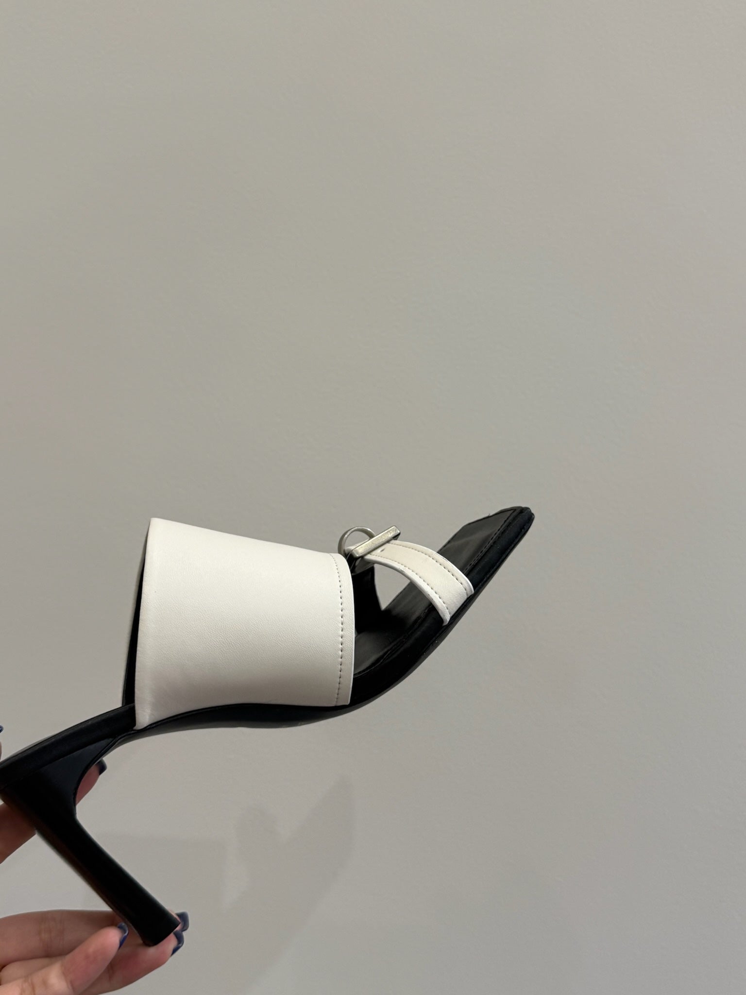 BALENCIAGA 25S HIGH-HEELED SANDALS IN WHITE CALFSKIN WITH SILVER HARDWARE