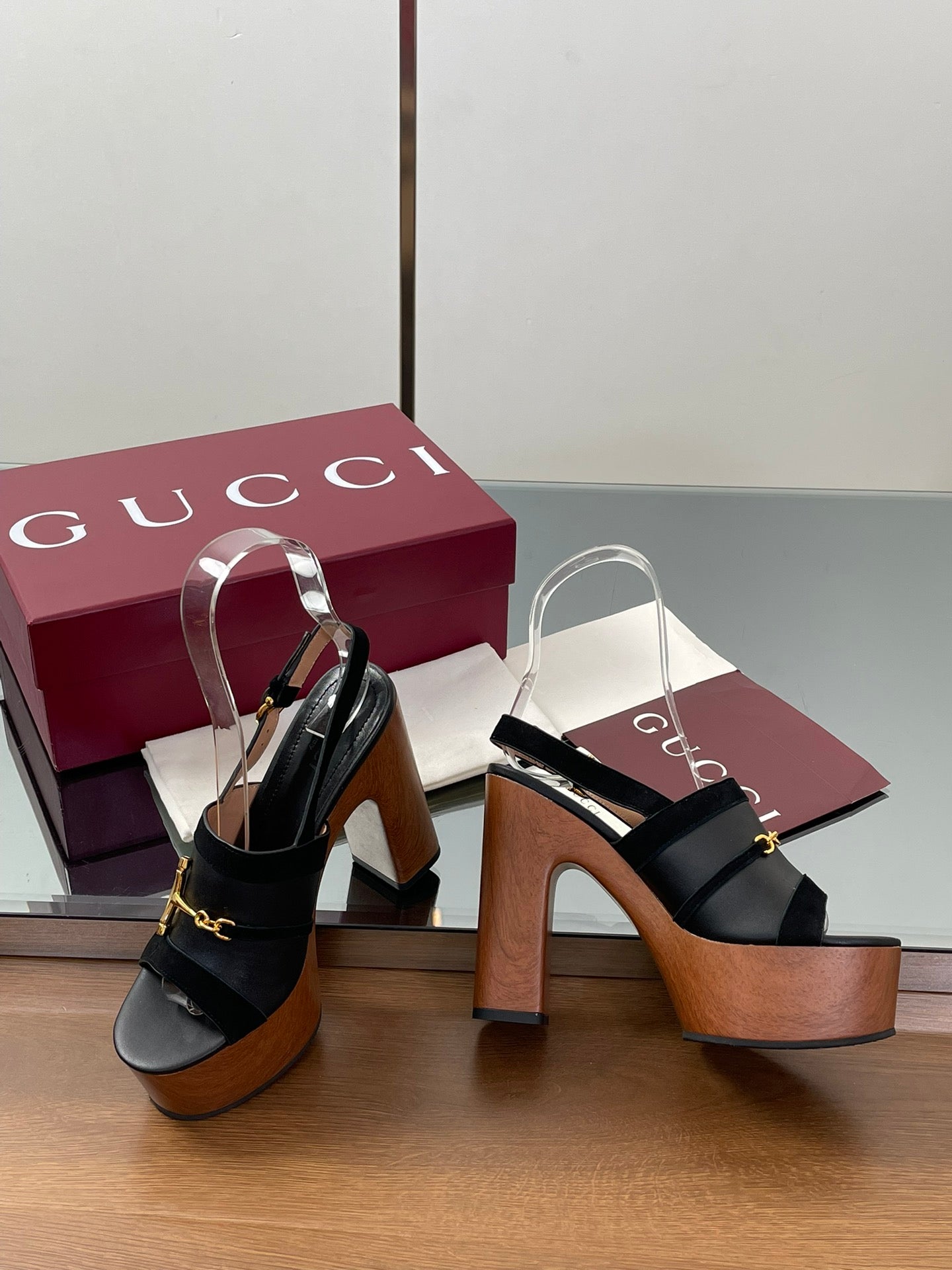 HIGH HEEL SANDALS 13 CM IN BLACK CALFSKIN MIX SUEDUE GOLD HARDWARE