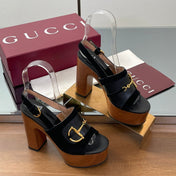HIGH HEEL SANDALS 13 CM IN BLACK CALFSKIN MIX SUEDUE GOLD HARDWARE