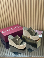 GUCCI 26S WEDGE SANDALS 110 MM IN OLIVE GREEN SUEDE GG MONOGRAM