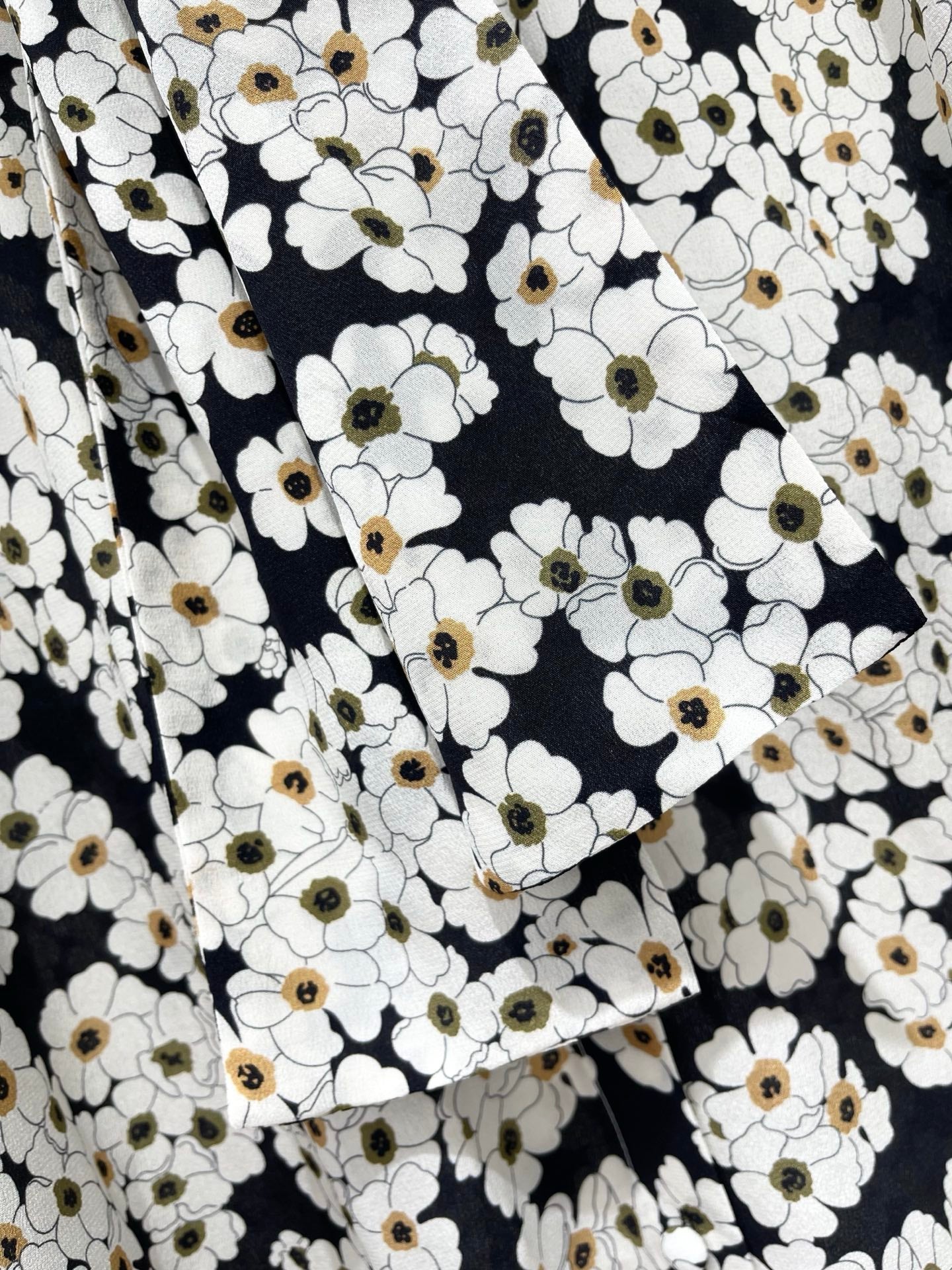 VALENTINO 26S LONG-SLEEVE PRINTED SHIRT 433