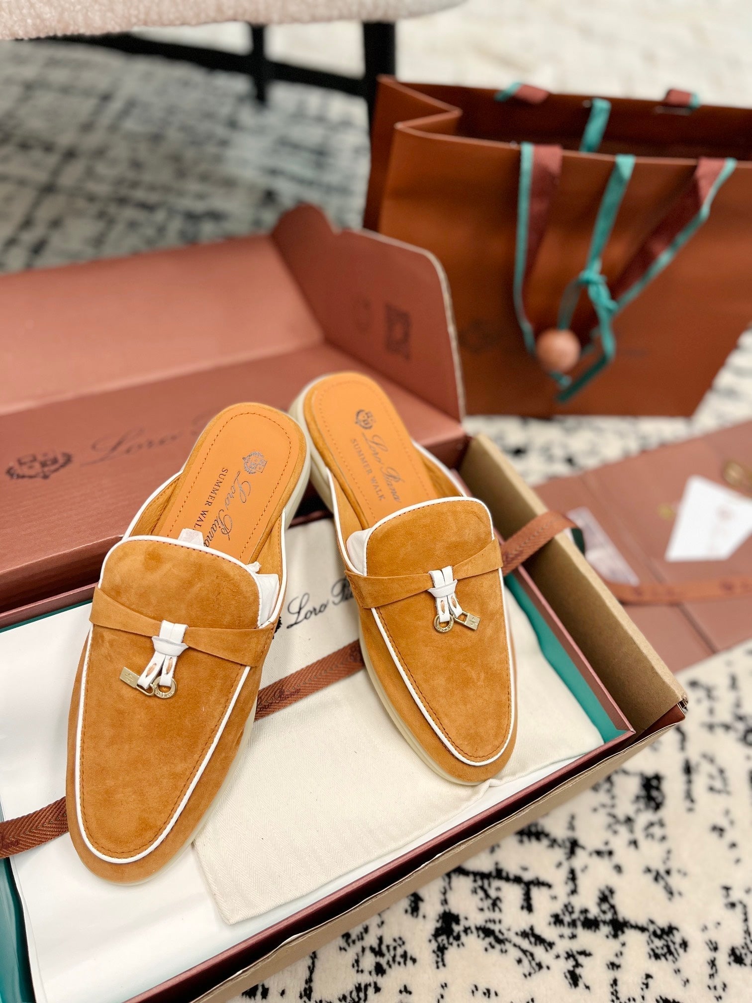 Loro Piana Salmon White Suede Charms Walk Flat Mules