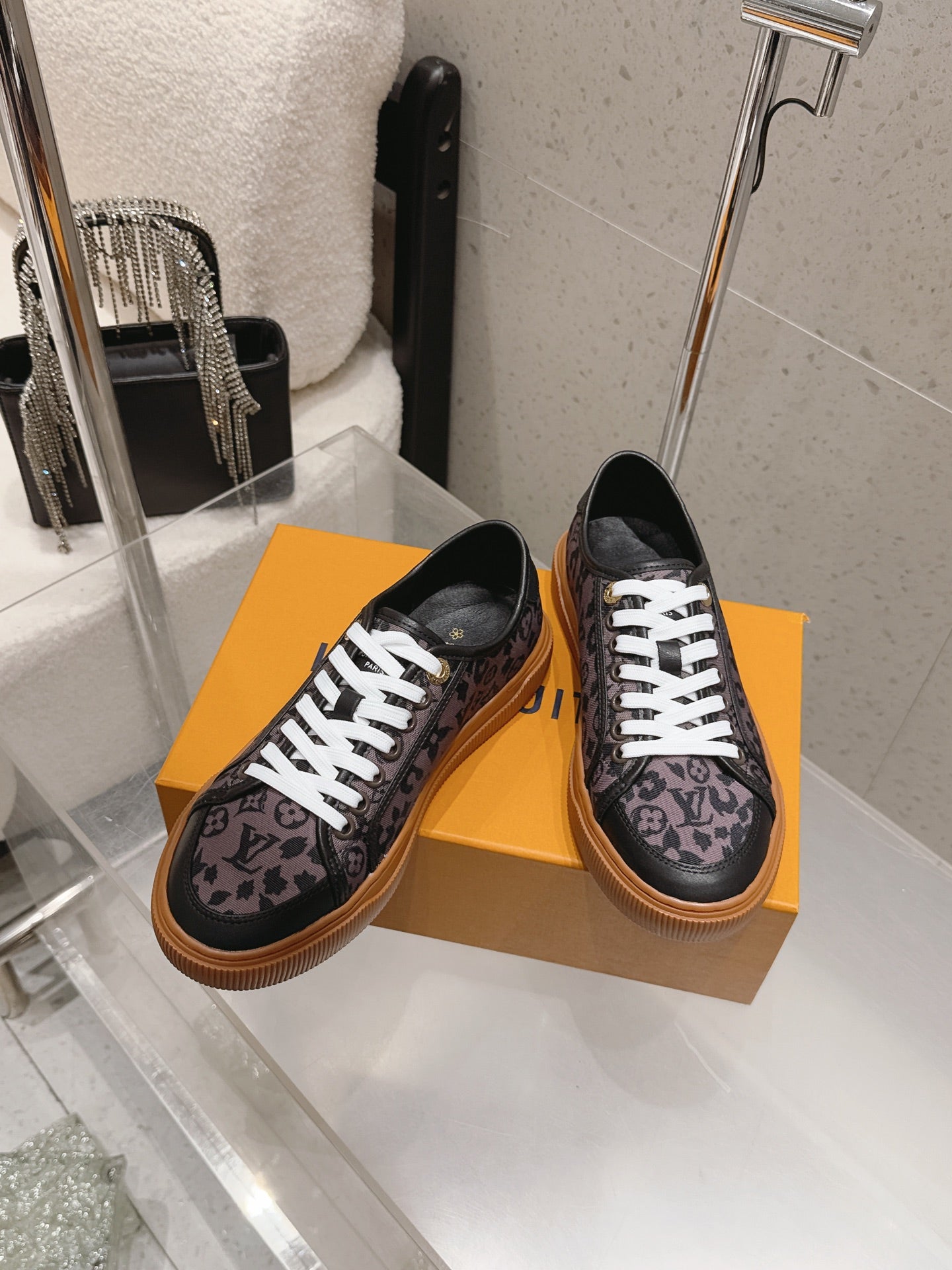 LV 26S LOW TOP SNEAKERS IN PURPLE MONOGRAM CANVAS AND BLACK CALFSKIN TRIM