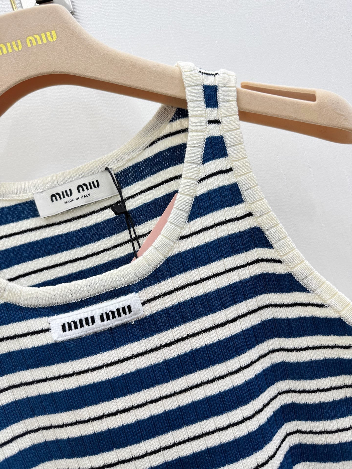 MIUMIU 26S SLEEVELESS KNIT TANK TOP 1442
