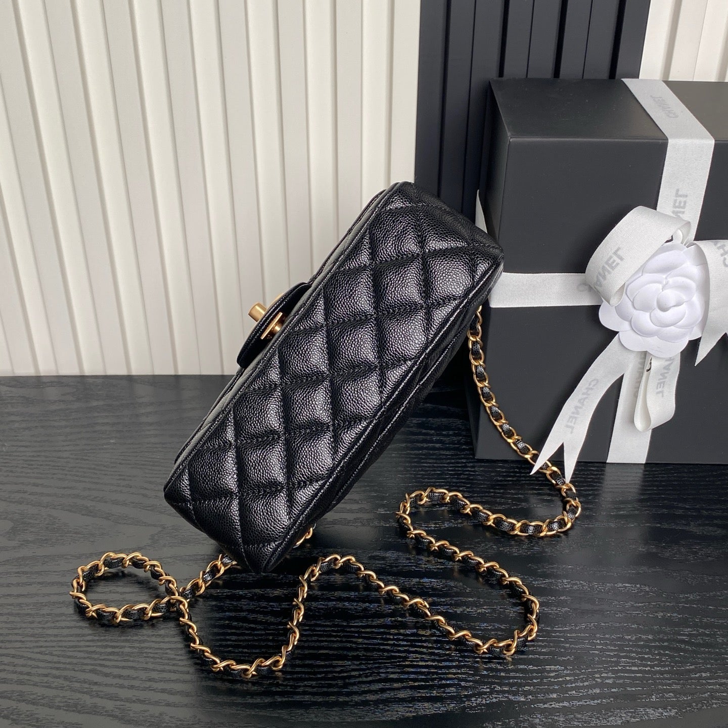 CHANEL 25S FLAP BAG 19 IN BLACK CALFSKIN GOLD HARDWARE