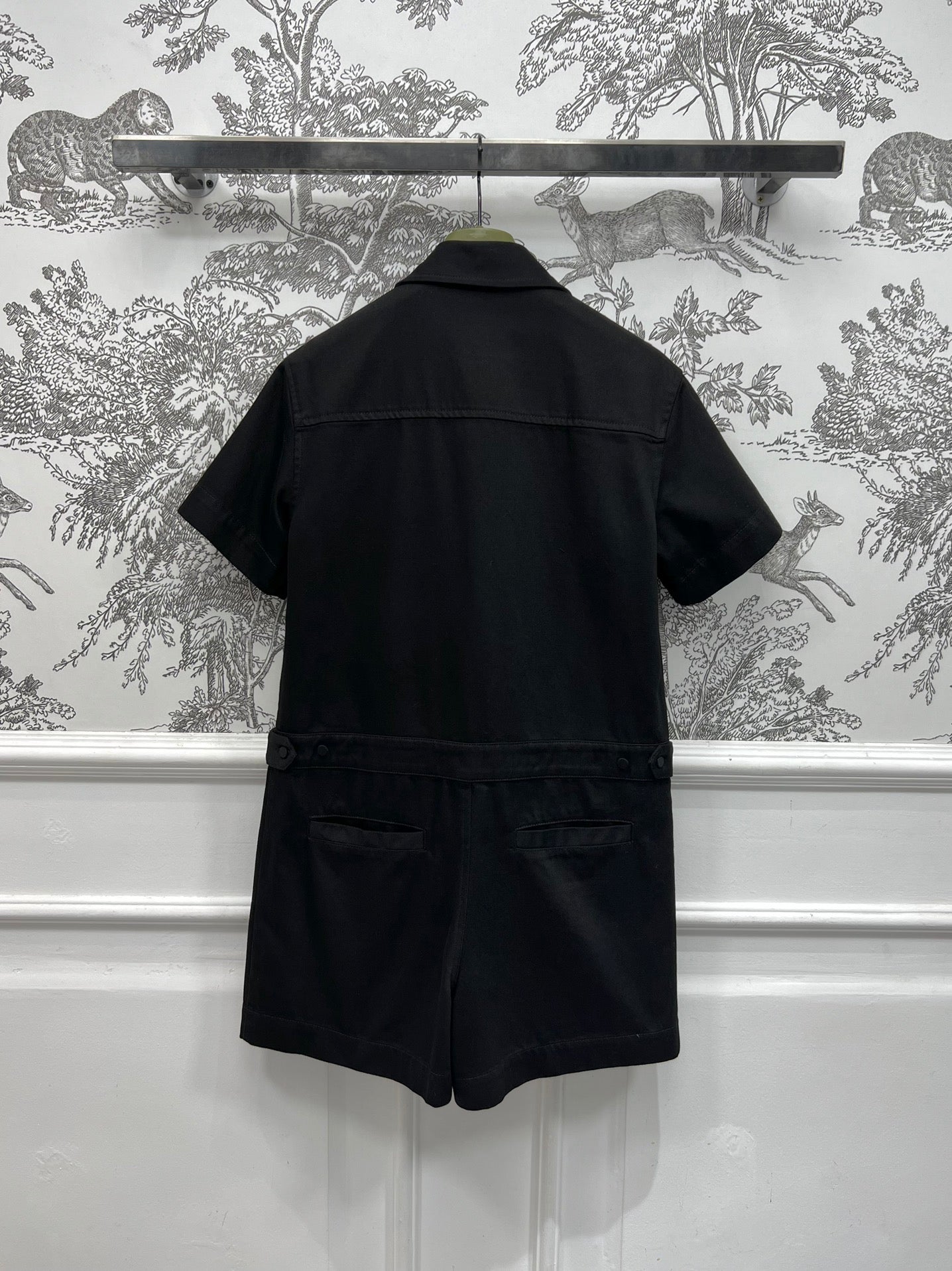 GUCCI SHORT SLEEVE NOTCHED COLLAR ROMPER 268515