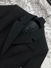 LV SHORT-SLEEVE BLAZER DRESS 274529