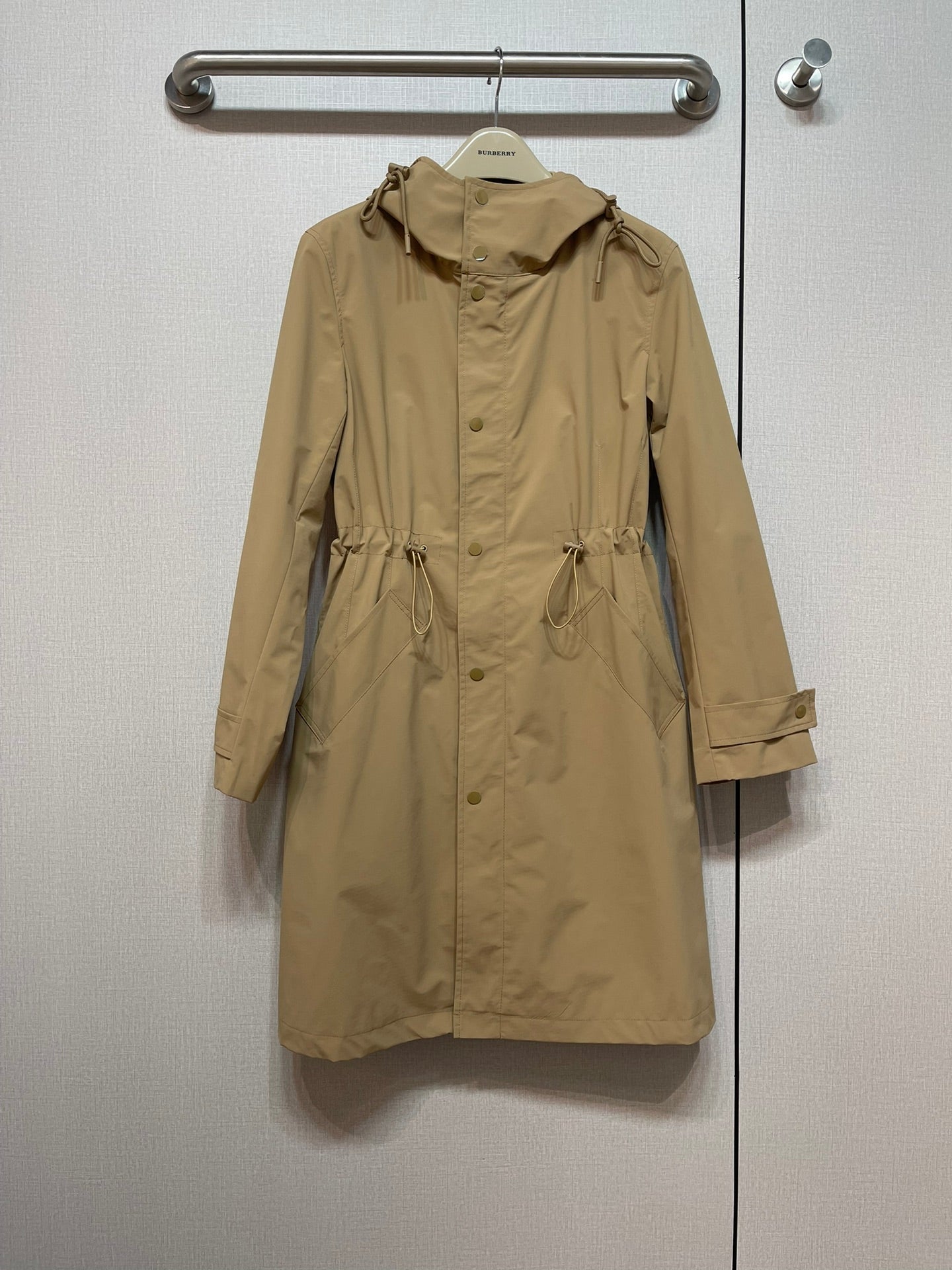 BURBERRY 25S COAT 320
