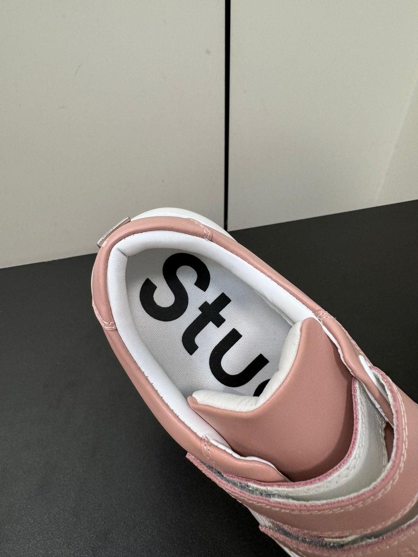 ACNE STUDIO SNEAKER IN SALMON PINK LAMBSKIN