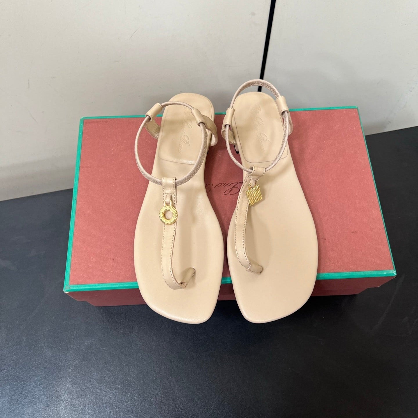 LP MINDIL SANDAL IN BEIGE LAMBSKIN