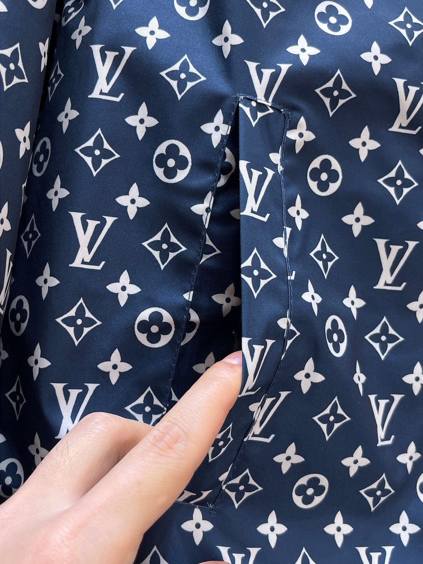 LV COBALT BLUE MONOGRAM JACKET 239553