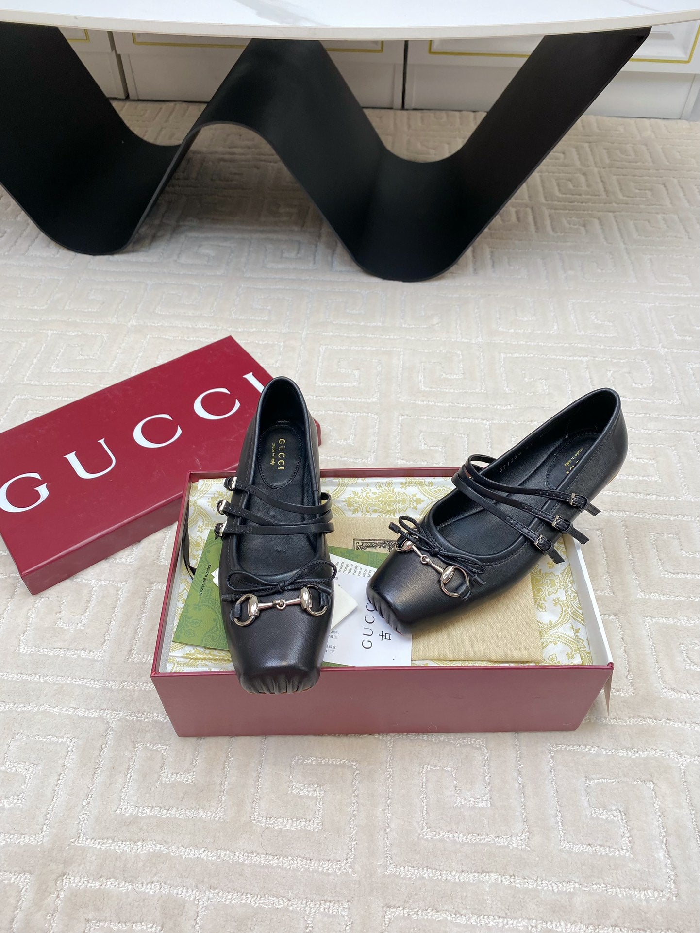 GG BALLET FLAT BLACK HORIZONTAL STRAPS LAMBSKIN