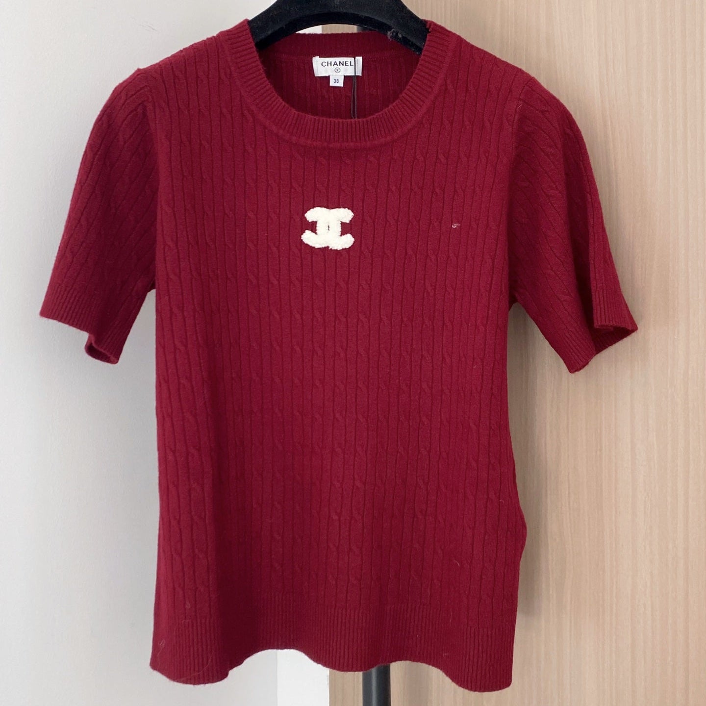 CHANEL 26S SHORT-SLEEVE CREW NECK SWEATER 866