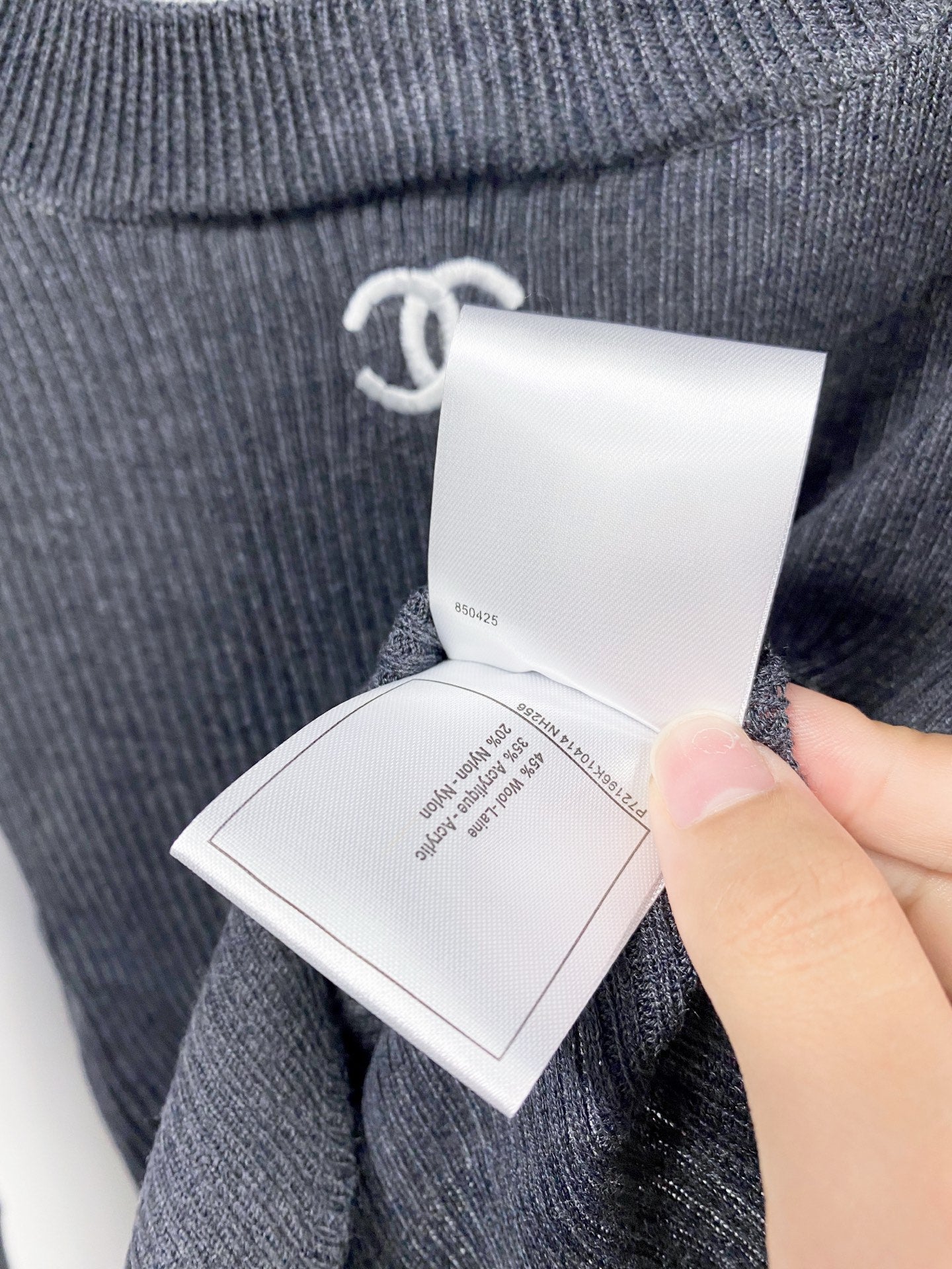 CHANEL 26S SHIRTS 1582