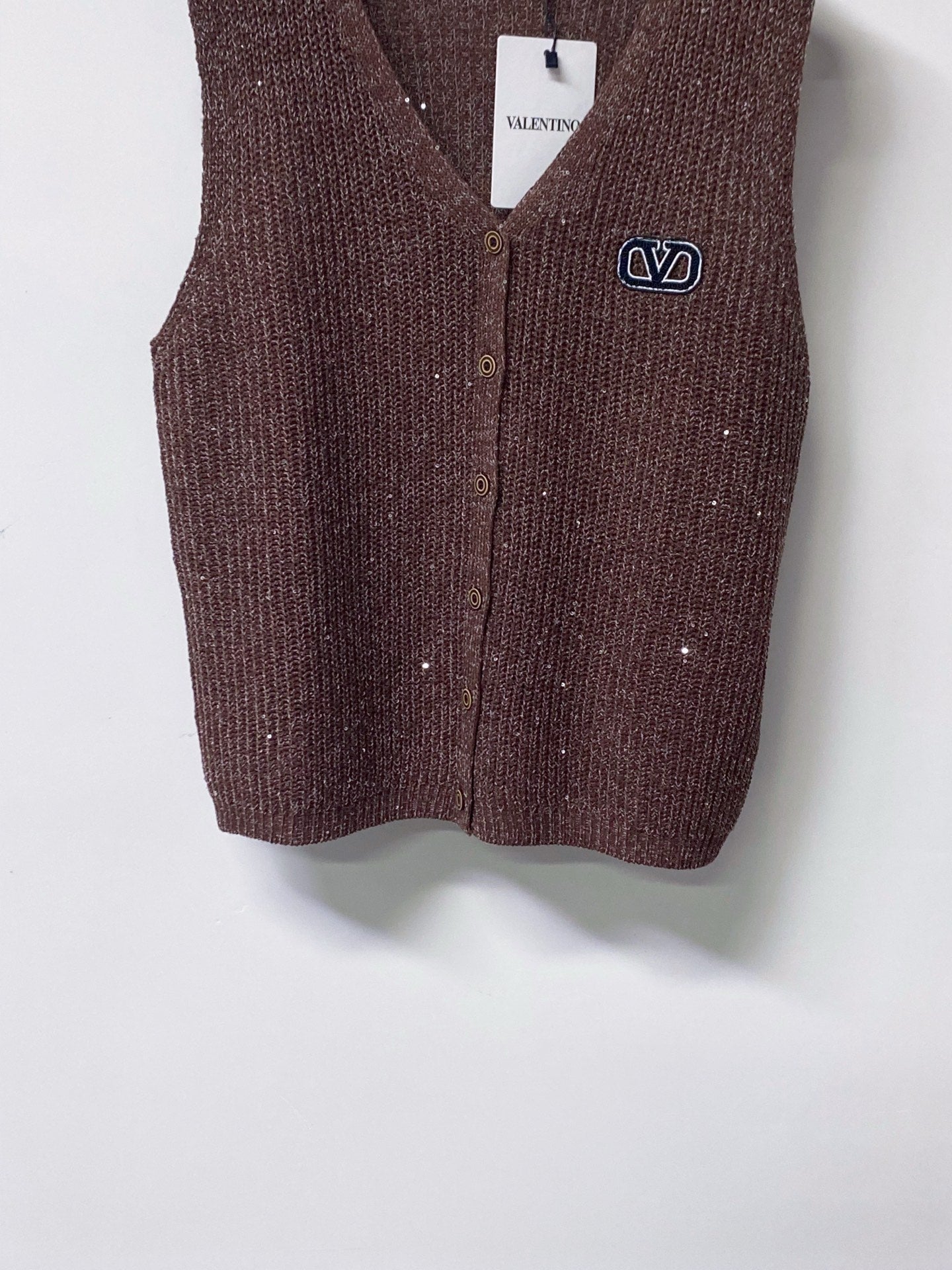 VALENTINO 26S V-NECK BUTTONED KNIT VEST 418
