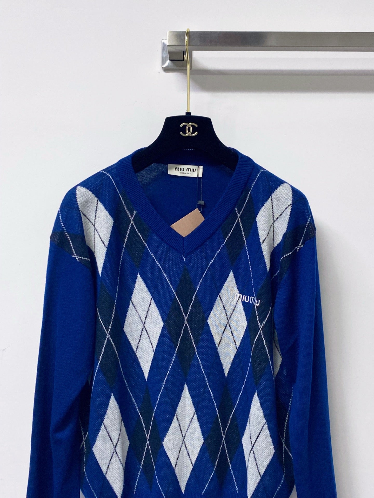 MIUMIU 26S V-NECK SWEATER 1591