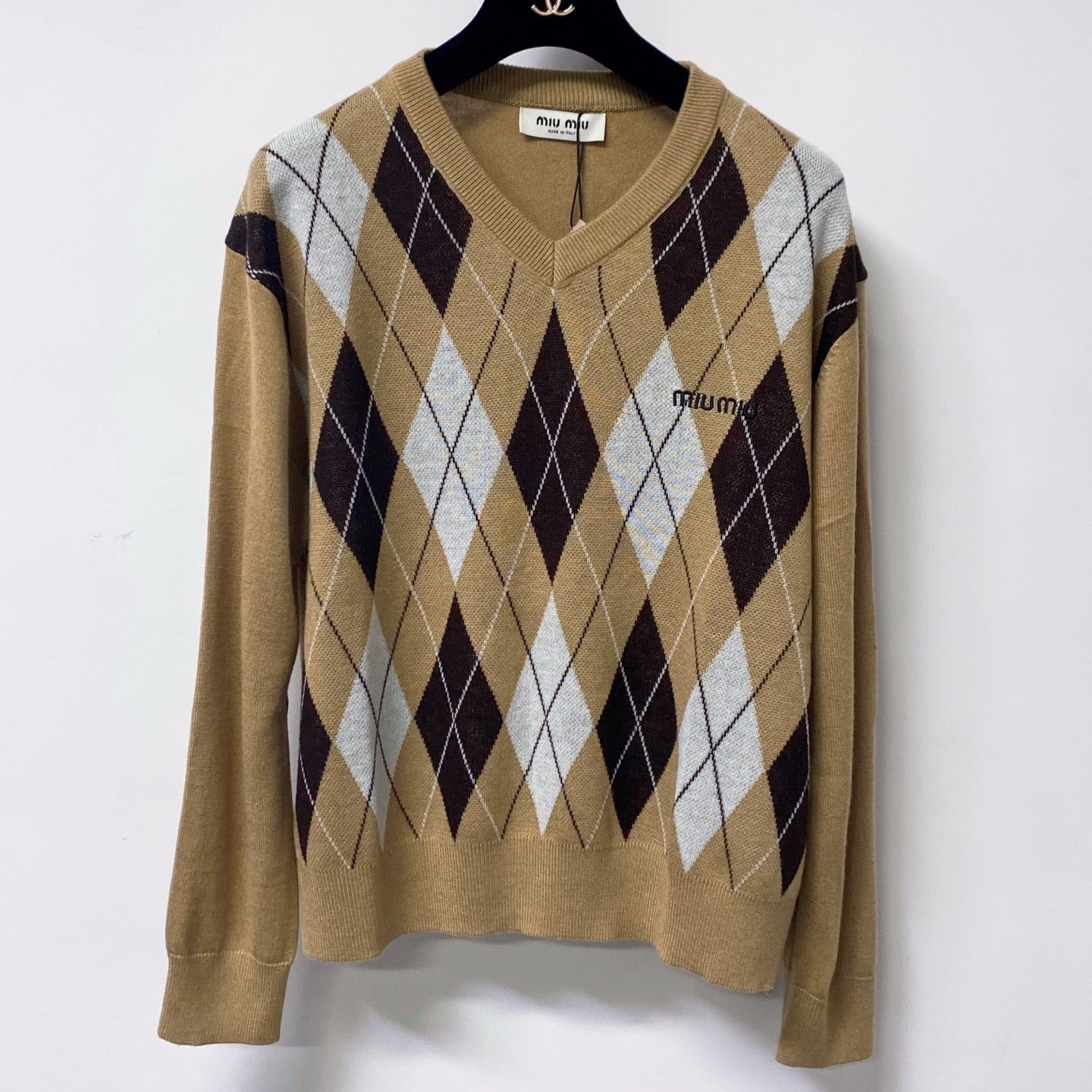 MIUMIU 26S V-NECK SWEATER 1589
