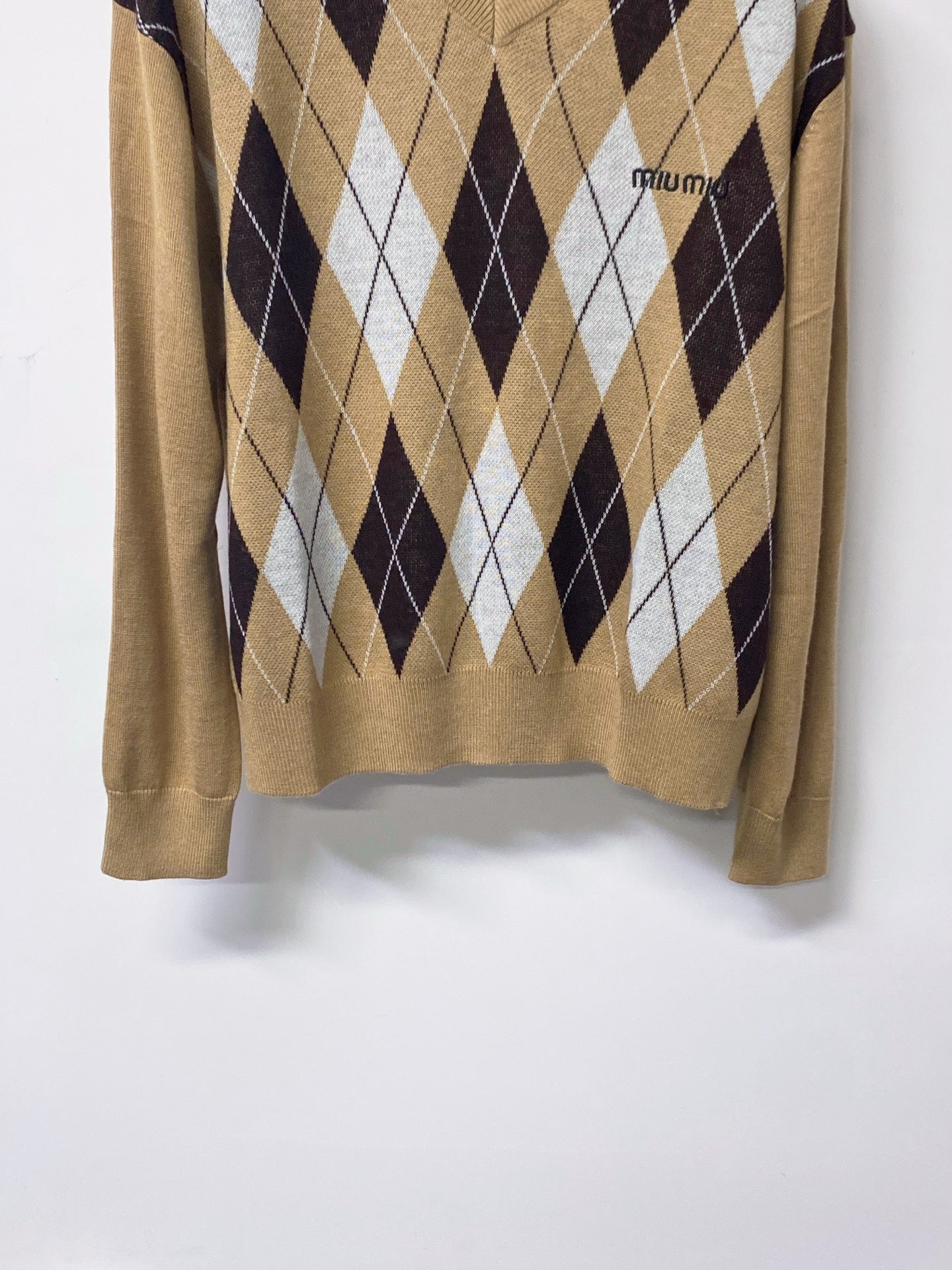 MIUMIU 26S V-NECK SWEATER 1589