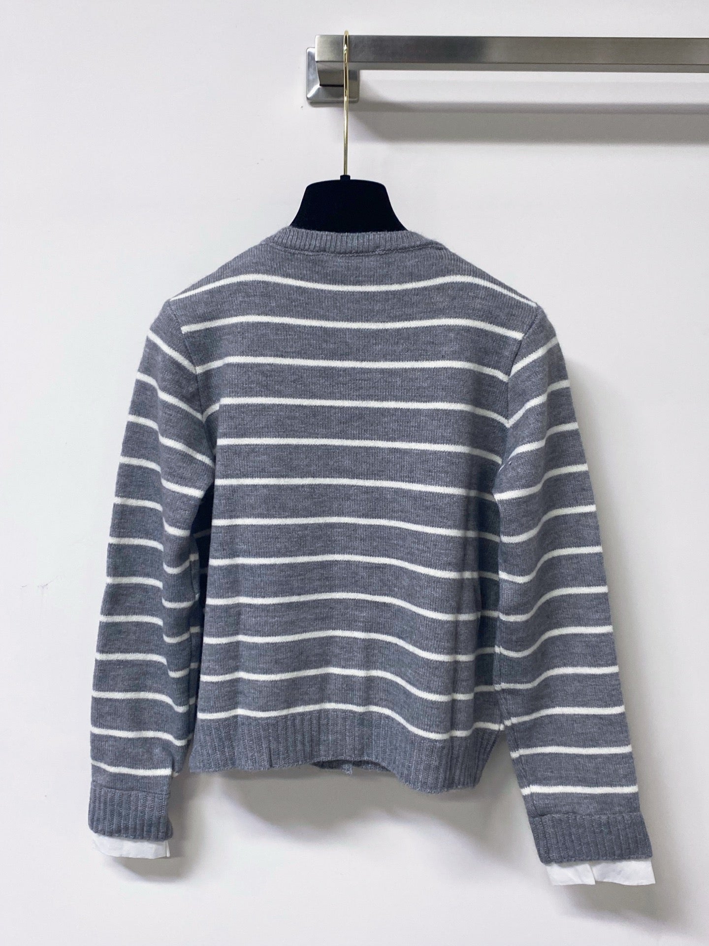 MIUMIU 26S CREWNECK KNIT CARDIGAN 1583