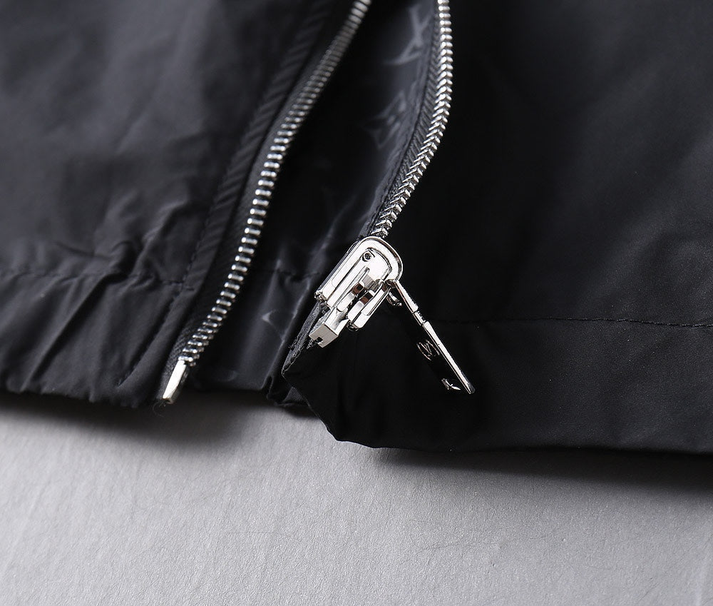 LV BLACK DOUBLE-SIDED JACKET 239168