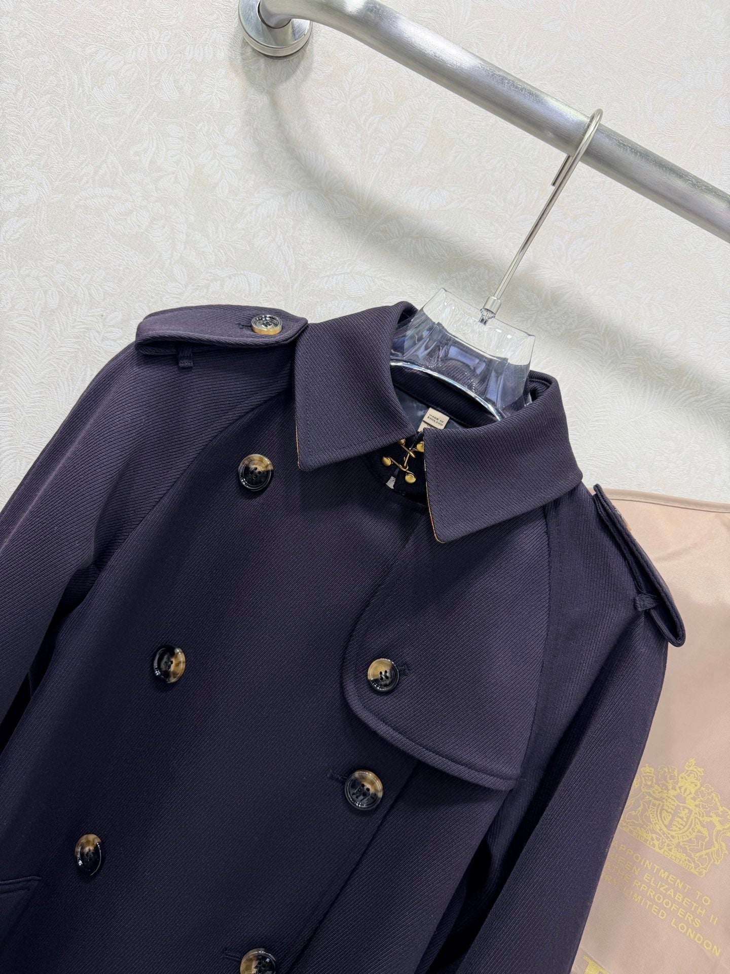 BURBERRY 25S CLASSIC KENSINGTON COAT 307