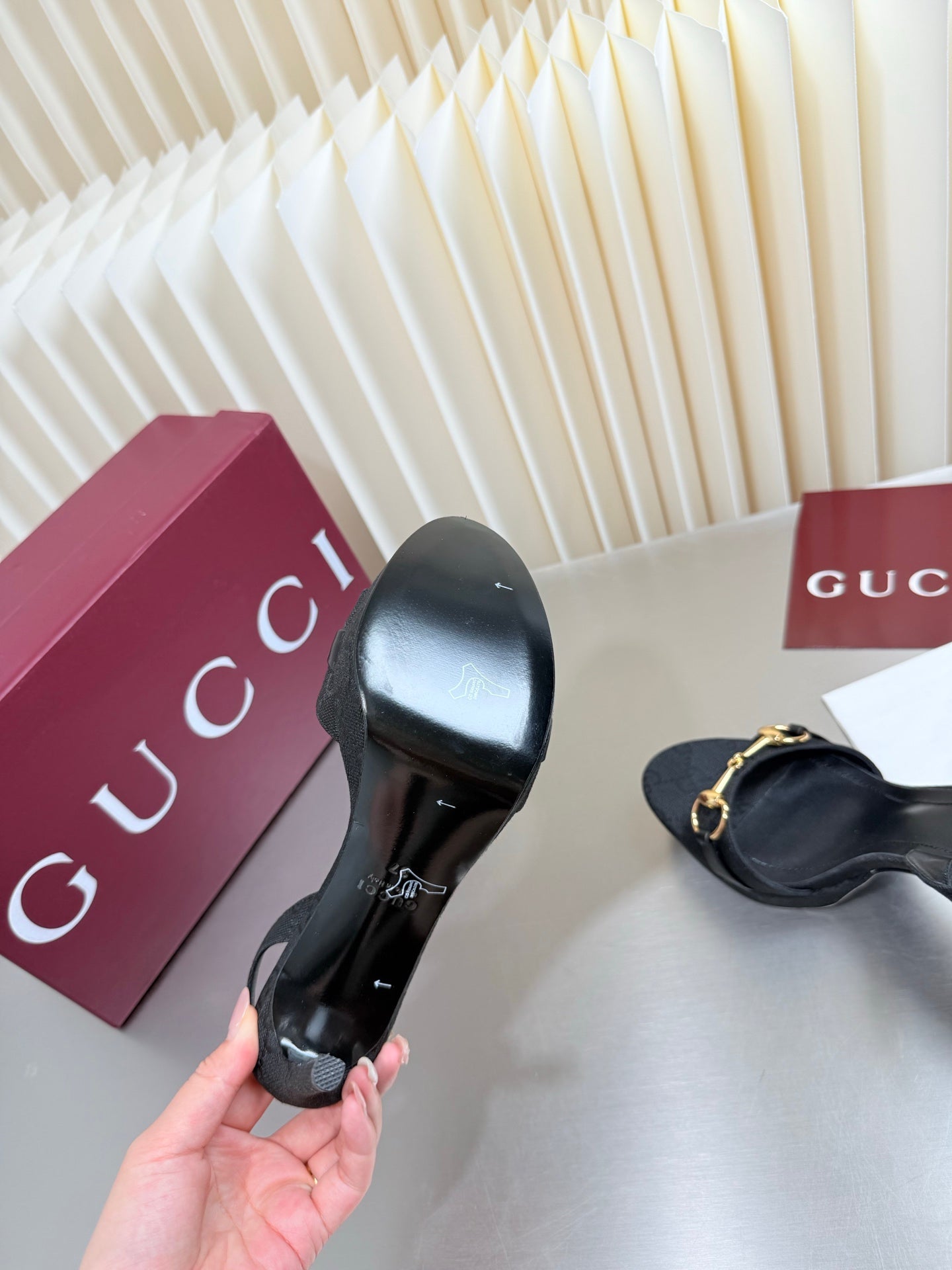 GUCCI 26S SLINGBACK PUMP 105 MM IN BLACK GG CANVAS