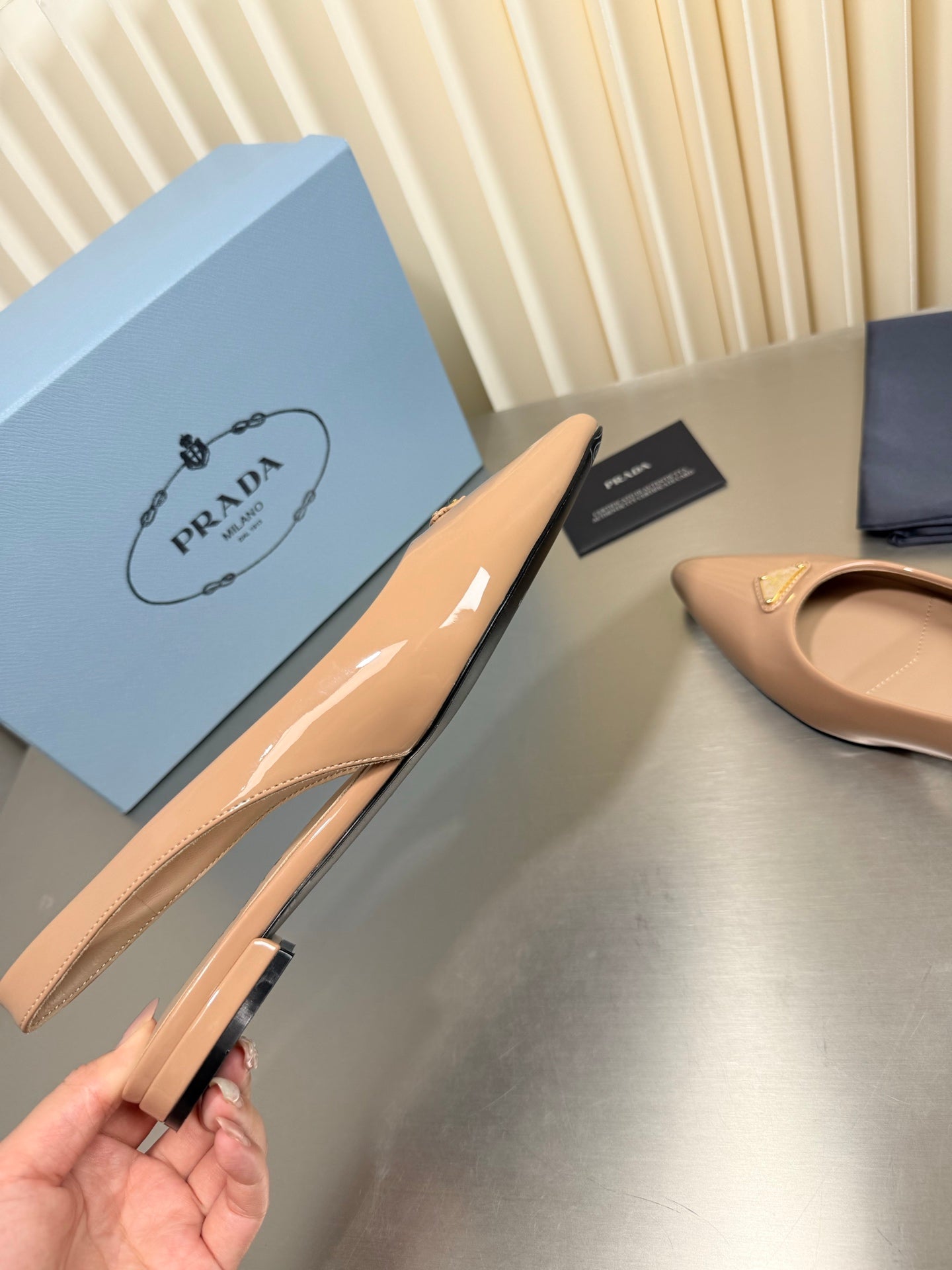 PRADA 26S SLINGBACK FLATS IN BEIGE PATENT CALFSKIN WITH GOLD HARDWARE