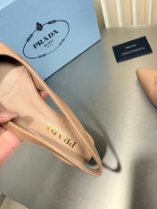 PRADA 26S SLINGBACK FLATS IN BEIGE PATENT CALFSKIN WITH GOLD HARDWARE