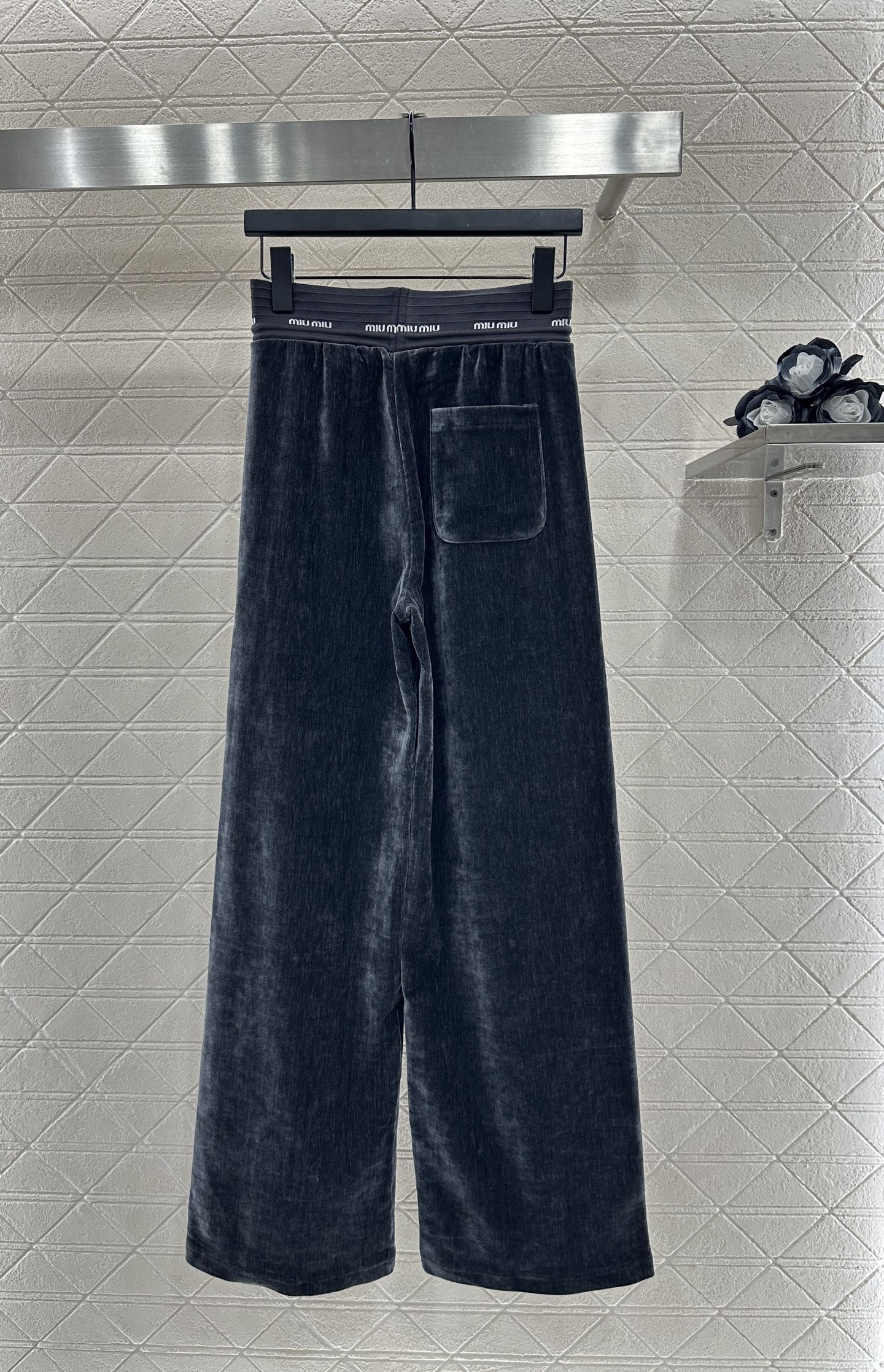 MIUMIU WIDE-LEG PANTS STYLE 118